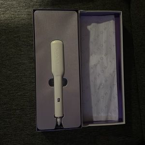 MONAT Va-Va-Volume Hair Lifter